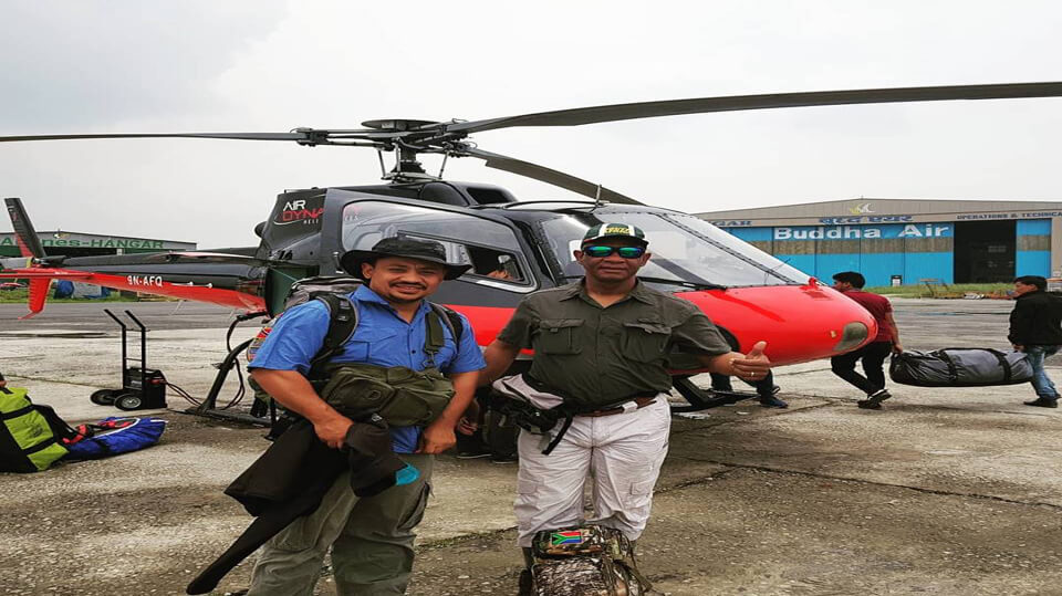 Can a Helicopter Fly to the Top of Mount Everest?