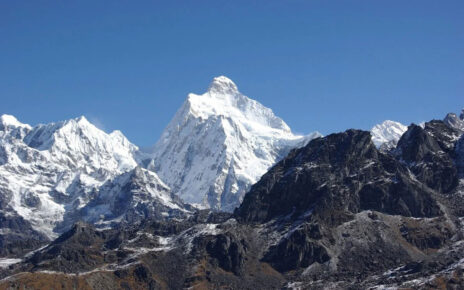 Kanchenjunga base camp trek