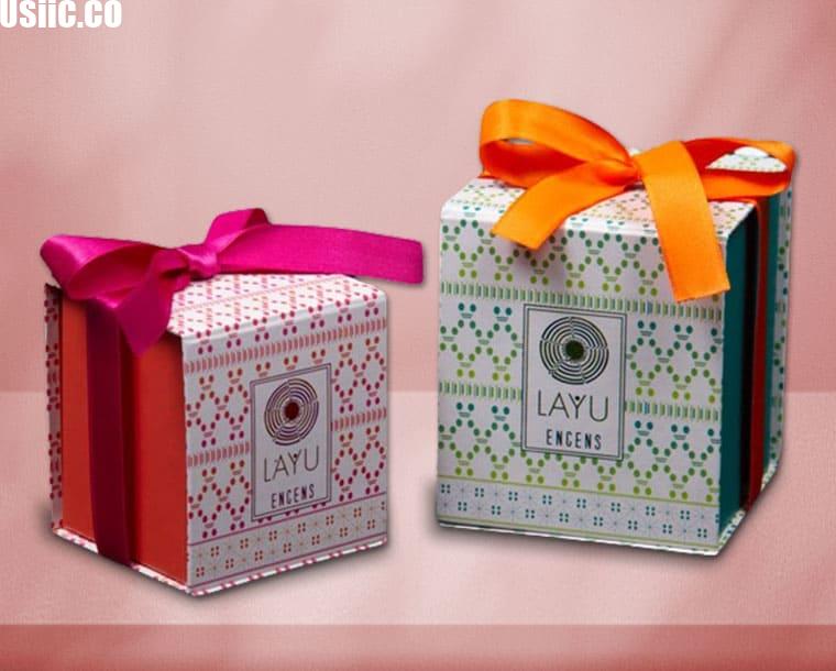 custom gift boxes with logo